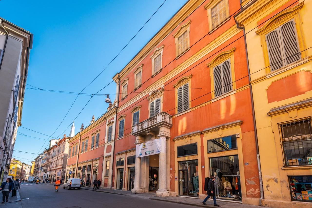 Emilia Suite Palace Modena Exterior foto