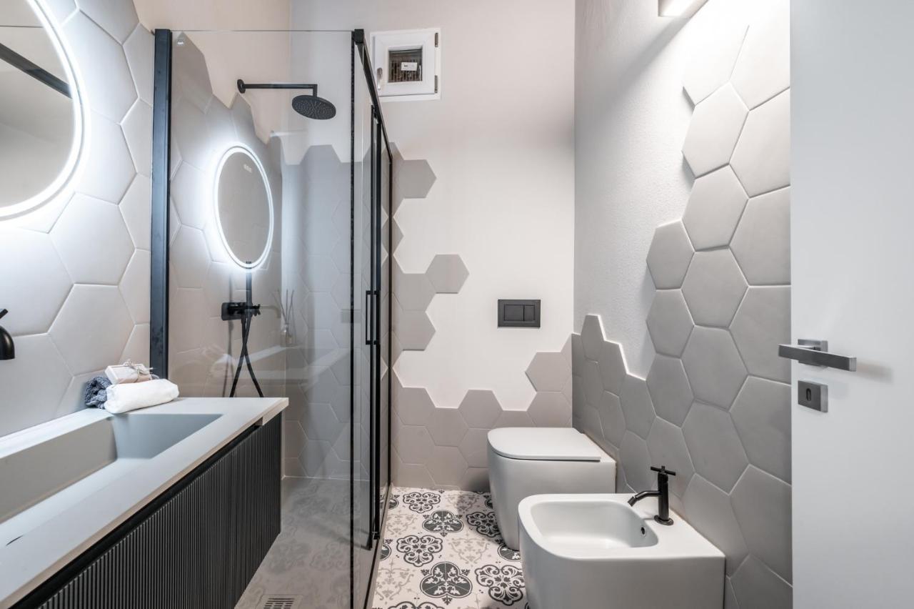 Emilia Suite Palace Modena Exterior foto